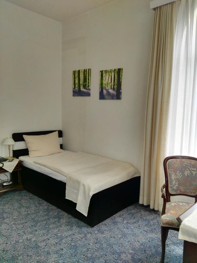 Hotel Carolinenhof Bad Pyrmont Esterno foto